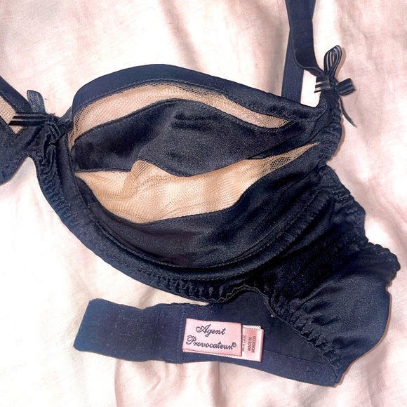 Agent Provocateur Bra & Panty Set - Picture 3 of 4